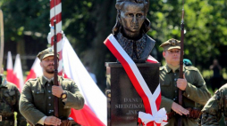 Uroczystość odsłonięcia w Miłomłynie pomnika D. Siedzikówny, ps. Inka. Fot. PAP/T. Waszczuk