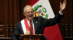 Prezydent Peru Pedro Pablo Kuczyński przemawia podczas inauguracji swojej prezydentury. Fot. PAP/EPA 