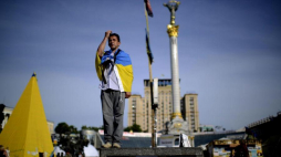 Majdan na dwa dni przed wyborami prezydenckimi na Ukrainie. Kijów, 23.05.2014. Fot. PAP/Jakub Kamiński 
