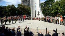 Uroczystości przy Pomniku Polskiego Państwa Podziemnego i AK. Fot. PAP/J. Kamiński