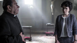 Film „Zaćma”: Janusz Gajos i Maria Mamona. Fot. Jacek Drygała. Źródło: Kino Świat