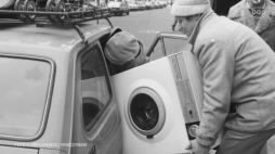Fiat 126 p. Źródło: serwis wideo PAP