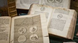 "De re nummaria – starodruki medalierskie ze zbiorów MNK"