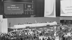 I Krajowy Zjazd NSZZ Solidarność 10.09.1981 r. Jedno z głosowań. Fot. PAP/S. Kraszewski