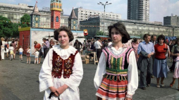 Cepeliada na placu Defilad w Warszawie. 05.1978. Fot. PAP/J. Woropiński