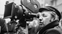 Andrzej Wajda podczas realizacji filmu „Ziemia obiecana”. 1974 r. Fot. PAP/CAF/A. Zbraniecki