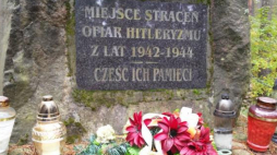 Miejsce martyrologii nauczycieli międzychodzkich, okolice miejscowość Drzewce, Puszcza Notecka, Gmina Międzychód - pow. międzychodzki, woj. wielkopolskie. Fot. Dominik Wieczorkiewicz