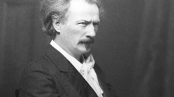  Kompozytor, pianista Ignacy Jan Paderewski. Ok. 1910 r.. Fot. PAP/CAF/Archiwum