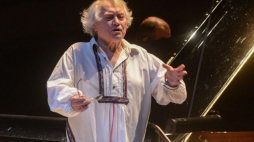 Dyrygent Jerzy Maksymiuk. Fot. PAP/J. Kamiński