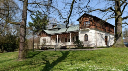 Pałacyk Henryka Sienkiewicza w Oblęgorku - oddział Muzeum Narodowego w Kielcach. Fot. PAP/P. Polak