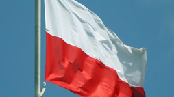 Polska flaga narodowa. Fot. PAP/P. Kula