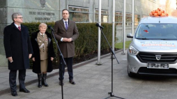 Prezes Stowarzyszenia Żołnierzy AK na Białorusi Weronika Sebastianowicz, szef BBN Paweł Soloch (L) i wiceprezes PGNiG Janusz Kowalski. Warszawa, 22.12.2016. Fot. PAP/J. Turczyk