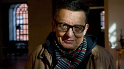 Andrzej Bart, dyrektor artystyczny Teatru Nowego w Łodzi. 2009 r. Fot. PAP/R. Guz 