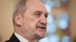 Minister obrony narodowej Antoni Macierewicz. Fot. PAP/R. Jocher