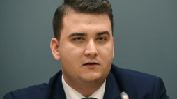 Rzecznik MON Bartłomiej Misiewicz. Fot. PAP/R. Pietruszka