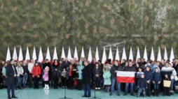 Uroczystość powitania polskich repatriantów z Kazachstanu. Warszawa, 20.12.2016. Fot. PAP/P. Supernak