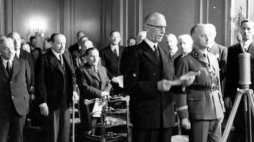 Wspólne posiedzenie rządu RP i Rady Narodowej przy udziale prezydenta RP Władysława Raczkiewicza w Londynie. 1940 - 1943. Fot. NAC