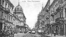 Trawmaje na ul. Piotrkowskiej w Łodzi.