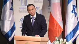 Prezydent Andrzej Duda przemawia w Centrum im. Menachema Begina w Jerozolimie. Fot. PAP/R. Pietruszka