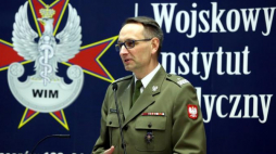 Dyrektor Wojskowego Instytutu Medycznego gen. Grzegorz Gielerak. Fot. PAP/J. Kamiński