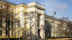 Gmach Kancelarii Prezesa Rady Ministrów w Alejach Ujazdowskich w Warszawie. Fot. PAP/P. Supernak