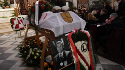 Uroczystości pogrzebowe Jana Szczepańskiego w katedrze warszawsko-praskiej pod wezwaniem św. Floriana w Warszawie. Fot. PAP/B. Zborowski 