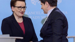 Premier Beata Szydło i minister edukacji narodowej Anna Zalewska podczas konferencji prasowej dot. ustawy oświatowej. Warszawa, 09.01.2017. Fot. PAP/J. Kamiński