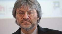Prezes Ośrodka KARTA Zbigniew Gluza. Fot. PAP/R. Guz