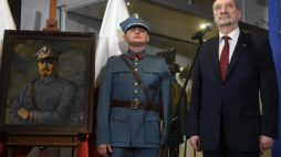 Minister obrony narodowej Antoni Macierewicz podczas konferencji prasowej nt. ustanowienia Roku gen. Józefa Hallera w Muzeum Wojska Polskiego w Warszawie. PAP/Radek Pietruszka 