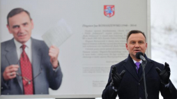 Prezydent Andrzej Duda podczas uroczystego otwarcia ronda im. Zbigniewa Romaszewskiego w Siedlcach. Fot. PAP/P. Piątkowski