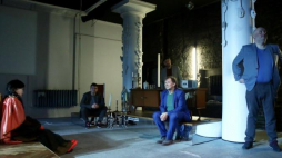 Aktorzy: Michał Piela (P), Robert Majewski (C, tył), Piotr Siwkiewicz (L) i Henryk Niebudek (C) podczas próby "Tajnego dziennika" Mirona Białoszewskiego w Teatrze Dramatycznym. Fot. PAP/T. Gzell 