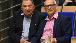 Seweryn Blumsztajn (L) i Jan Lityński. 2016 r. Fot. PAP/R. Pietruszka 