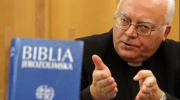 Ks. prof. Waldemar Chrostowski. Fot. PAP/P. Kula