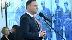 Prezydent Andrzej Duda podczas uroczystości wręczenia odznaczeń państwowych kombatantom i osobom pielęgnującym pamięć o Żołnierzach Wyklętych, 1 bm. w Pałacu Prezydenckim. Fot. PAP/B. Zborowski