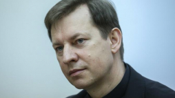 Rzecznik prasowy KEP ks. Paweł Rytel-Andrianik. Fot. PAP/R. Guz 