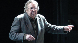 Reżyser Jerzy Grzegorzewski.Teatr Narodowy w Warszawie. 25.01.2005. Fot. PAP/A. Rybczyński
