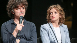 Grzegorz Jarzyna i Natalia Korczakowska podczas konferencji prasowej w warszawskim Teatrze Rozmaitości. 23.05.2017. Fot. PAP/R. Guz