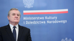 Wicepremier, minister kultury i dziedzictwa narodowego Piotr Gliński podczas konferencji prasowej nt. organizowanej przez Polskę 41. sesji Komitetu Światowego Dziedzictwa UNESCO. Fot. PAP/L. Szymański