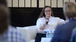 Sharon Lockhart podczas konferencji prasowej w Zachęcie. Warszawa, 18.05.2017. Fot, PAP/J. Turczyk