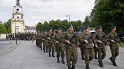 Uroczystości złożenia przysięgi przez pierwszych żołnierzy Terytorialnej Służby Wojskowej. Białystok, 21.05.2017. Fot. PAP/A. Reszko