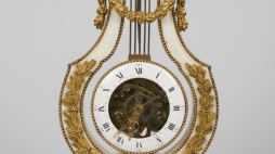XVIII-wieczny zegar. Francja, ok. 1784-1792). Dar Towarzystwa Przyjaciół Zamku Królewskiego w Warszawie