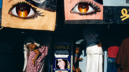 Alex Webb, Bombay, India, 1981. Źródło: Leica Gallery