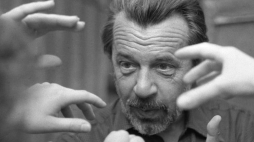 Jan Wilkowski, wybitny twórca teatru lalkowego. Fot. PAP/CAF/R. Sienko