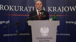 Zastępca Prokuratora Generalnego Marek Pasionek podczas konferencji prasowej nt. nieprawidłowości stwierdzonych po ekshumacjach ofiar katastrofy smoleńskiej. Fot. PAP/J. Kamiński