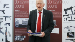 Założyciel i lider Solidarności Walczącej, poseł Kornel Morawiecki podczas uroczystego otwarcia wystawy "Solidarność Walcząca" w Sejmie. Fot. PAP/P. Supernak 