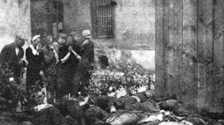 Ofiary mordów NKWD we Lwowie, więzienie przy ul. Łąckiego. Początek lipca 1941 r. Źródło: Wikimedia Commons