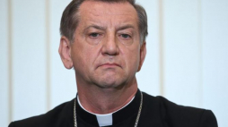 Biskup polowy Wojska Polskiego Józef Guzdek. Fot. PAP/R. Guz