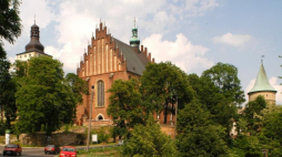Kolegiata pw. Bożego Ciała w Bieczu. 2003 r. Fot. PAP/J. Undro