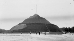 Kopiec marszałka Józefa Piłsudskiego w Krakowie. 1938 r. Fot. NAC