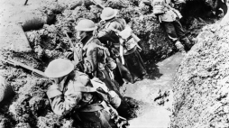 Film prod. angielskiej "Bitwa o Sommę". 1916 r. Fot. NAC